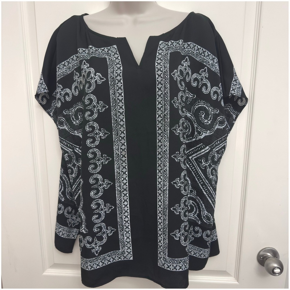 Talbots Woman Tunic Top Womens 2X Black Ivory Bandana Print Short Sleeve Plus